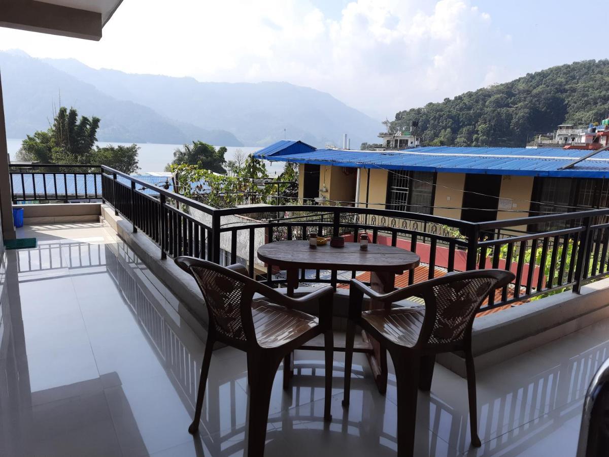 Hotel Eagle Zone Pokhara Buitenkant foto