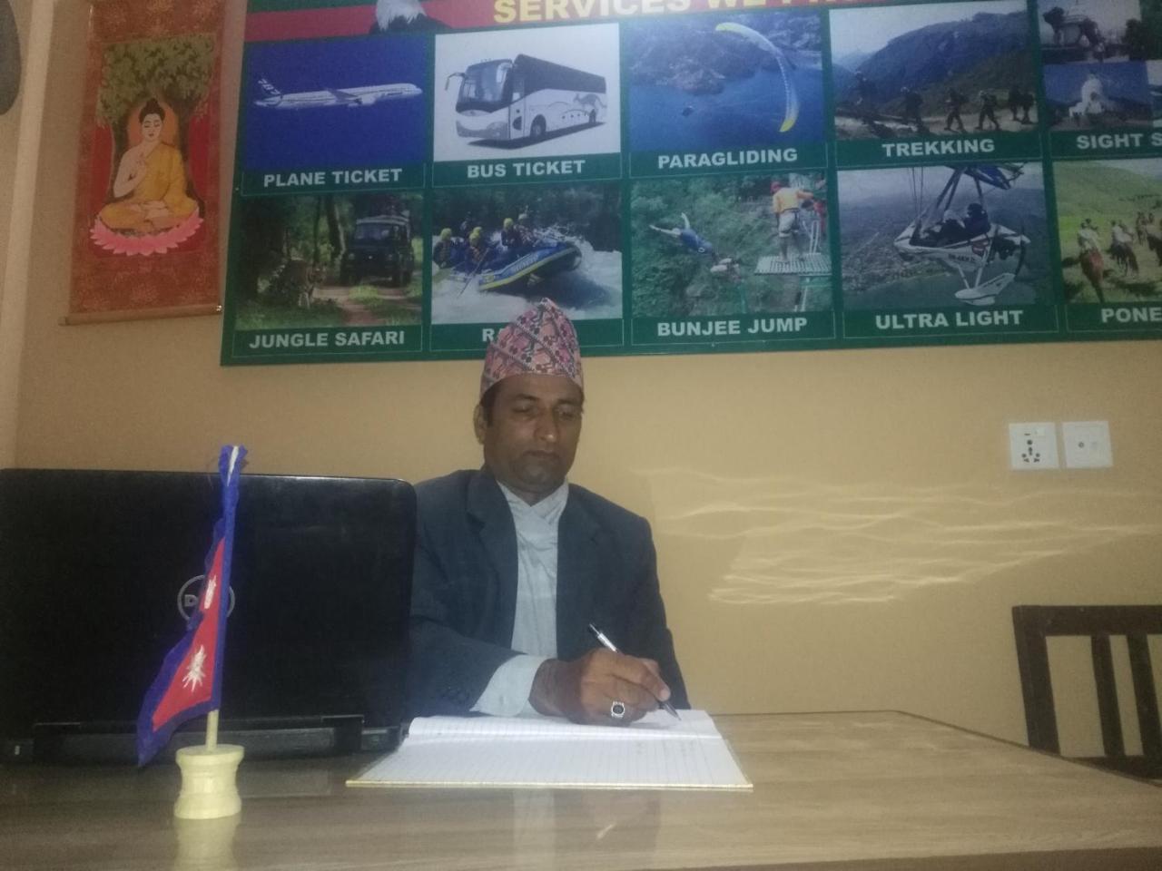Hotel Eagle Zone Pokhara Buitenkant foto