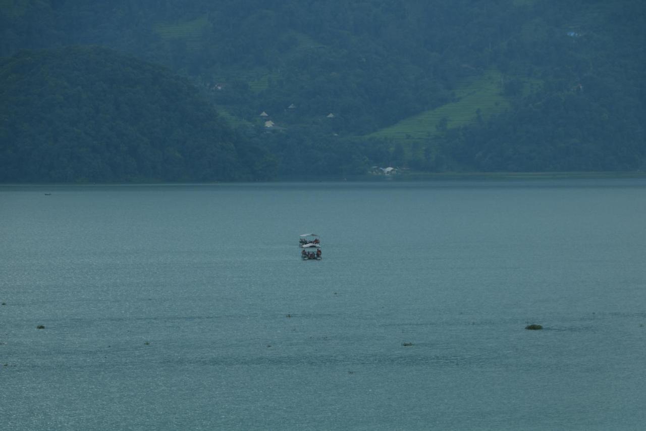 Hotel Eagle Zone Pokhara Buitenkant foto