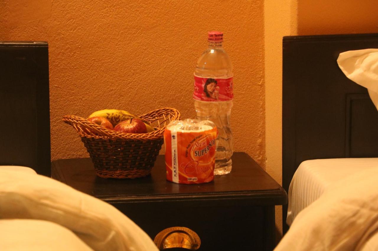 Hotel Eagle Zone Pokhara Buitenkant foto