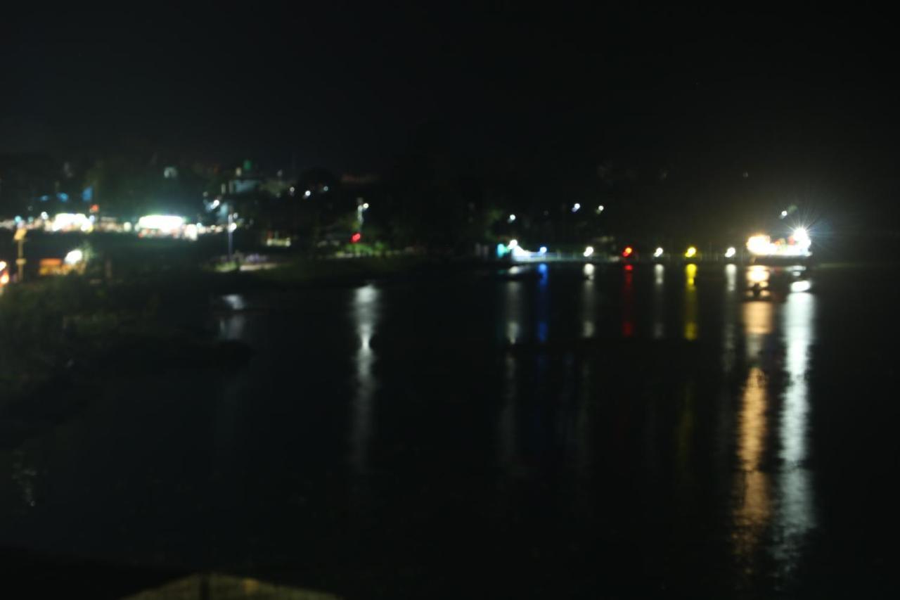 Hotel Eagle Zone Pokhara Buitenkant foto